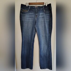 VTG No Boundaries Y2K Western Low Rise Embroidered Stitch Pocket Boot Cut Jeans